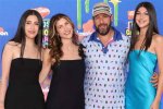 All of Adam Sandler's Family Members Who Appear in the Movie |