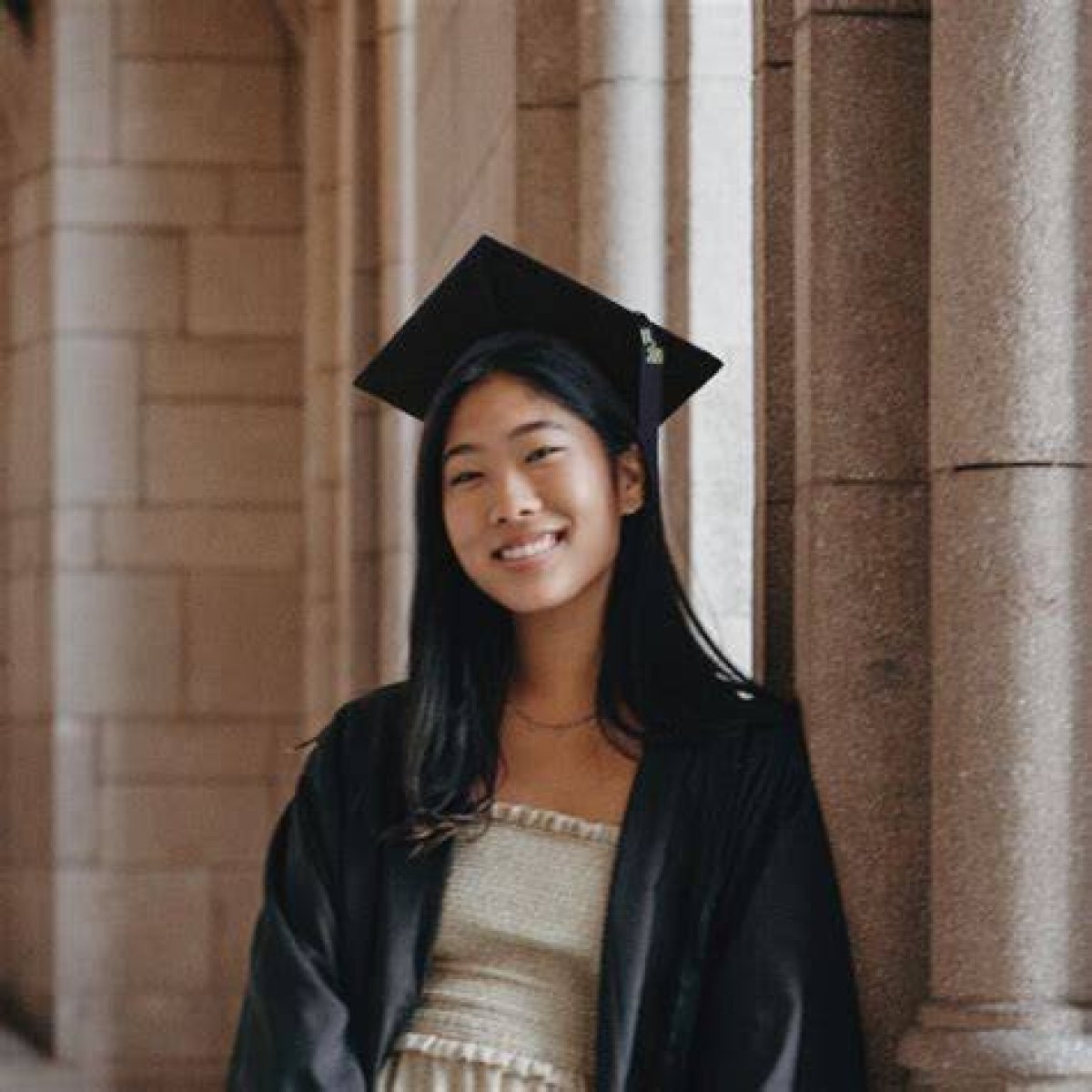 Amelia Wang: a Rising Star in the Entertainment Industry