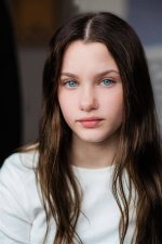 Caoilinn Springall: the Rising Star of Contemporary Art