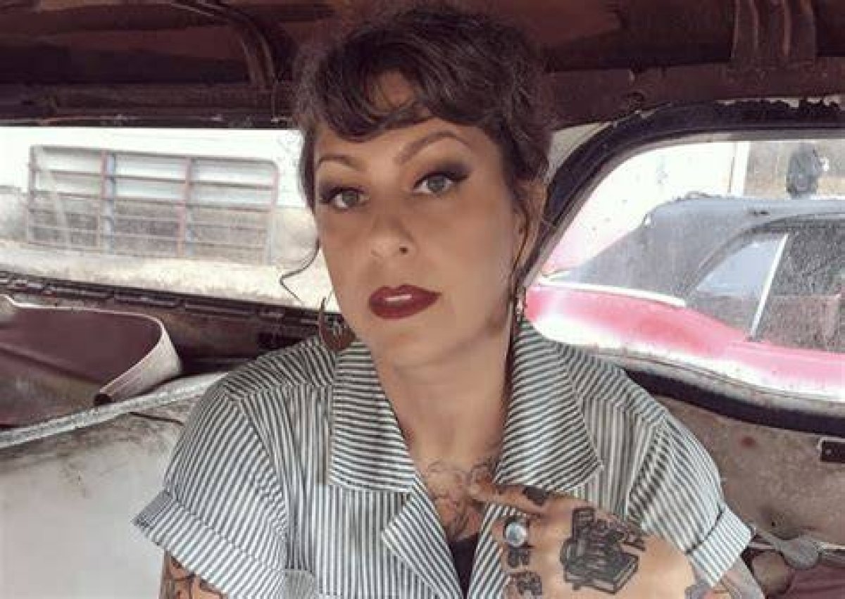 Danielle Colby: the Burlesque Star of Chicago