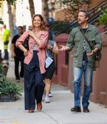 Did Joshua Jackson Date Katie Holmes? a Deep Dive into Their Relationship