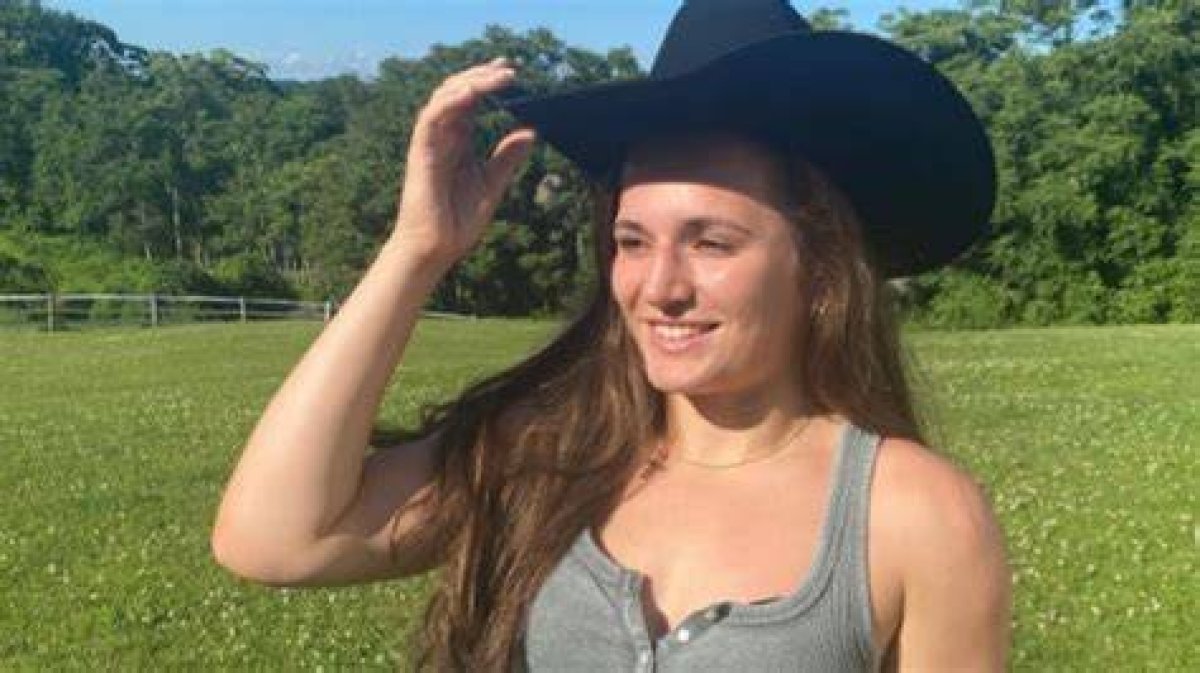 Does Erin Blanchfield Have a Boyfriend? Family Ethnicity and Net Worth ·