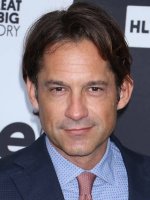 Enrique Murciano Net Worth ·