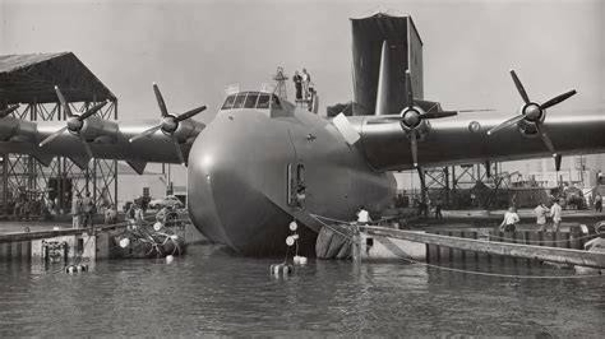 Exploring the H-4 Hercules: a Comprehensive Guide to the Iconic Military Aircraft