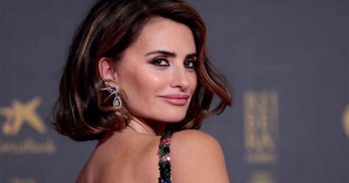 Exploring the Iconic Beauty of Penelope Cruz: a Comprehensive Overview