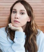 Exploring the Talents of Sarah Sutherland: a Rising Star in Hollywood