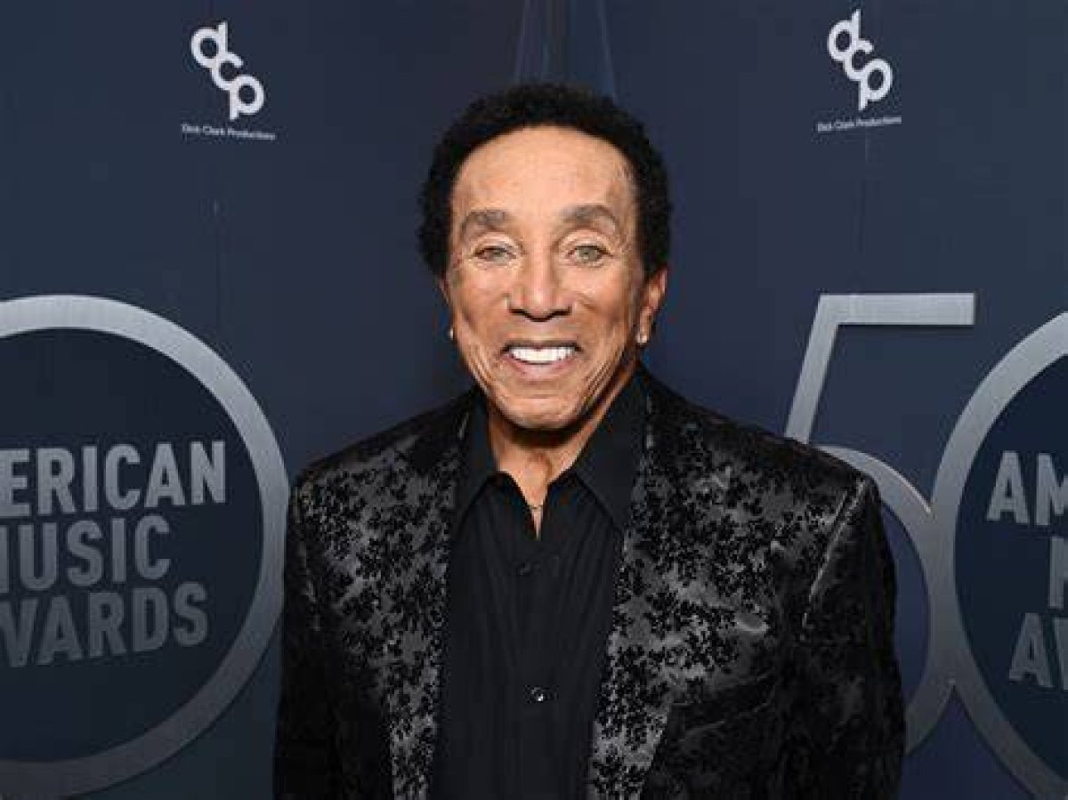 How Old and Tall Is Smokey Robinson? Is He Still Alive?