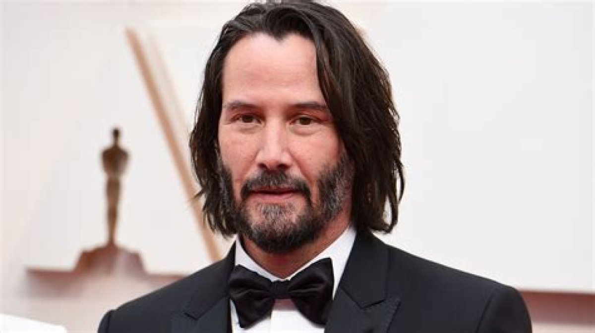 How Old Was Keanu Reeves in the Matrix: a Deep Dive into His Iconic Role