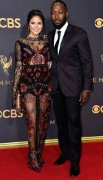 Is Lamorne Morris in a Relationship with His on-Screen Girlfriend Nasim Pedrad?