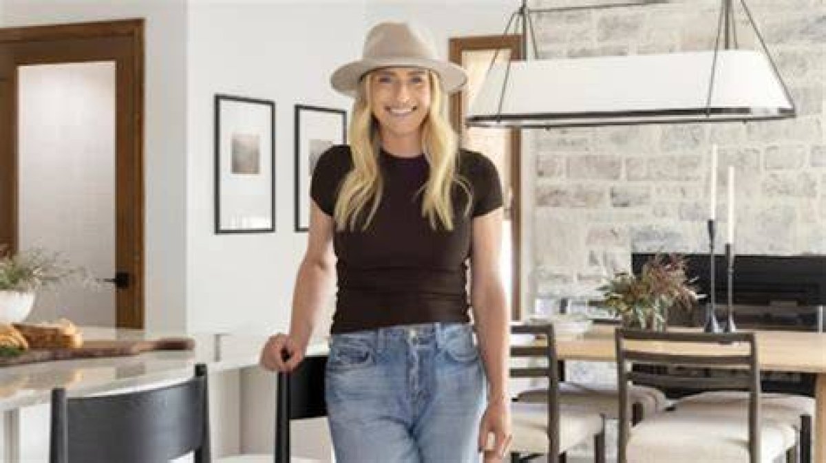 Jasmine Roth's Jewish Roots Explored