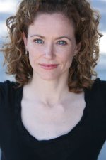 Leslie Hope ·