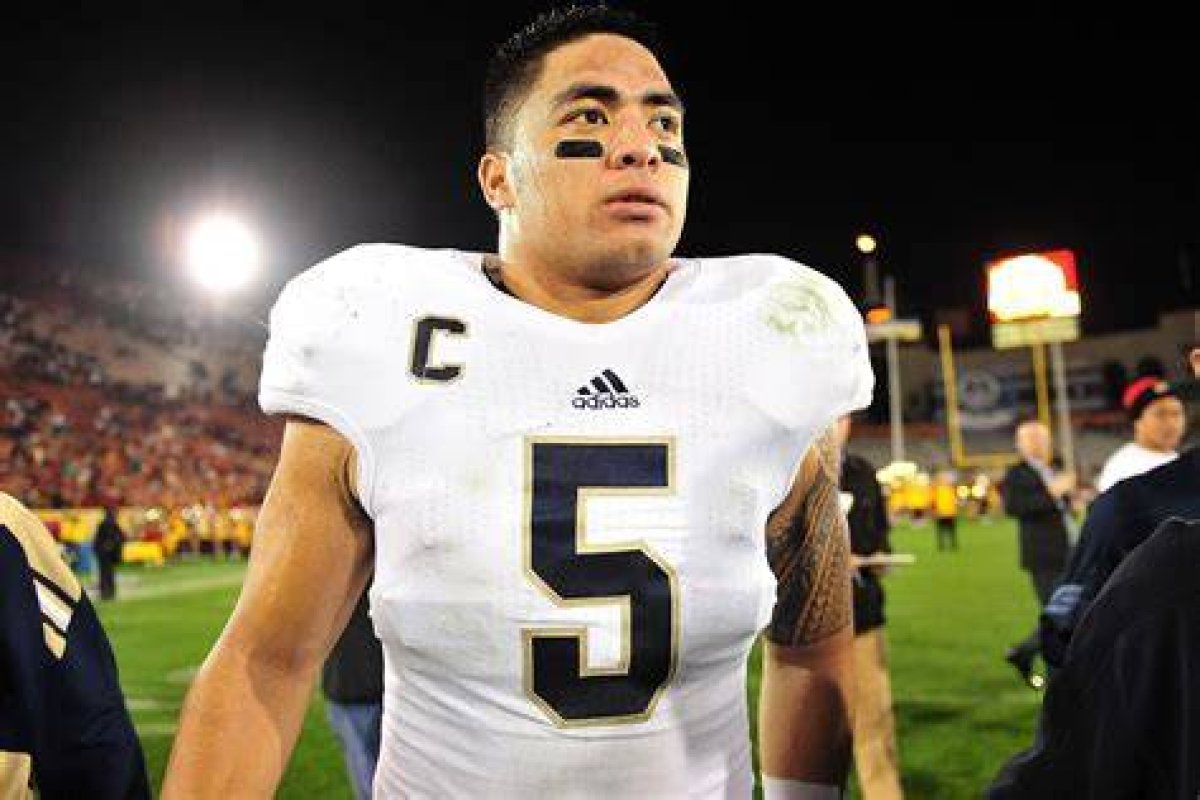 Manti Te'o: a Journey Through Triumph and Adversity