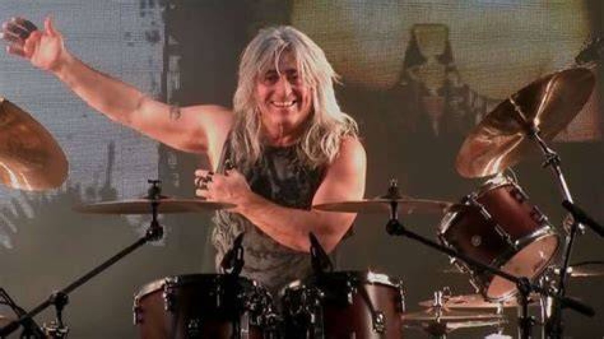 Mikkey Dee |