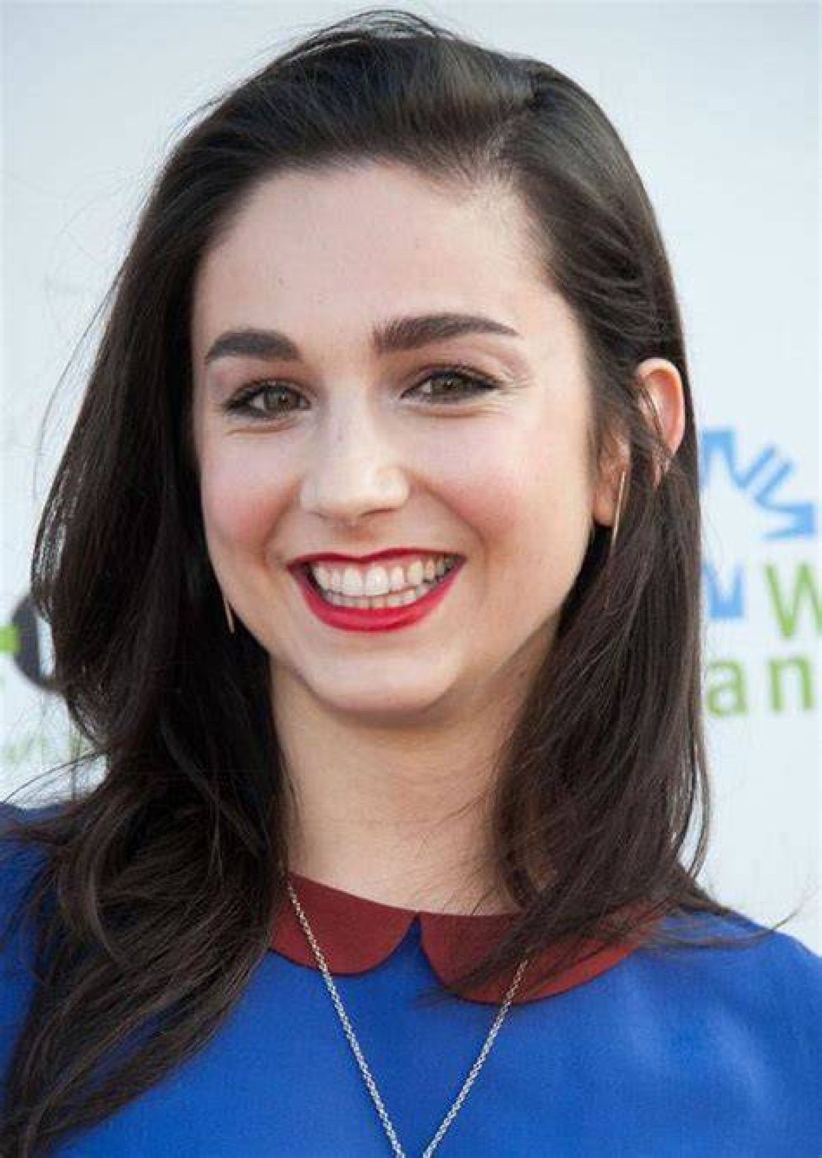 Molly Ephraim Ethnicity, Nationality, Race, Family, Body Measurements, Career |