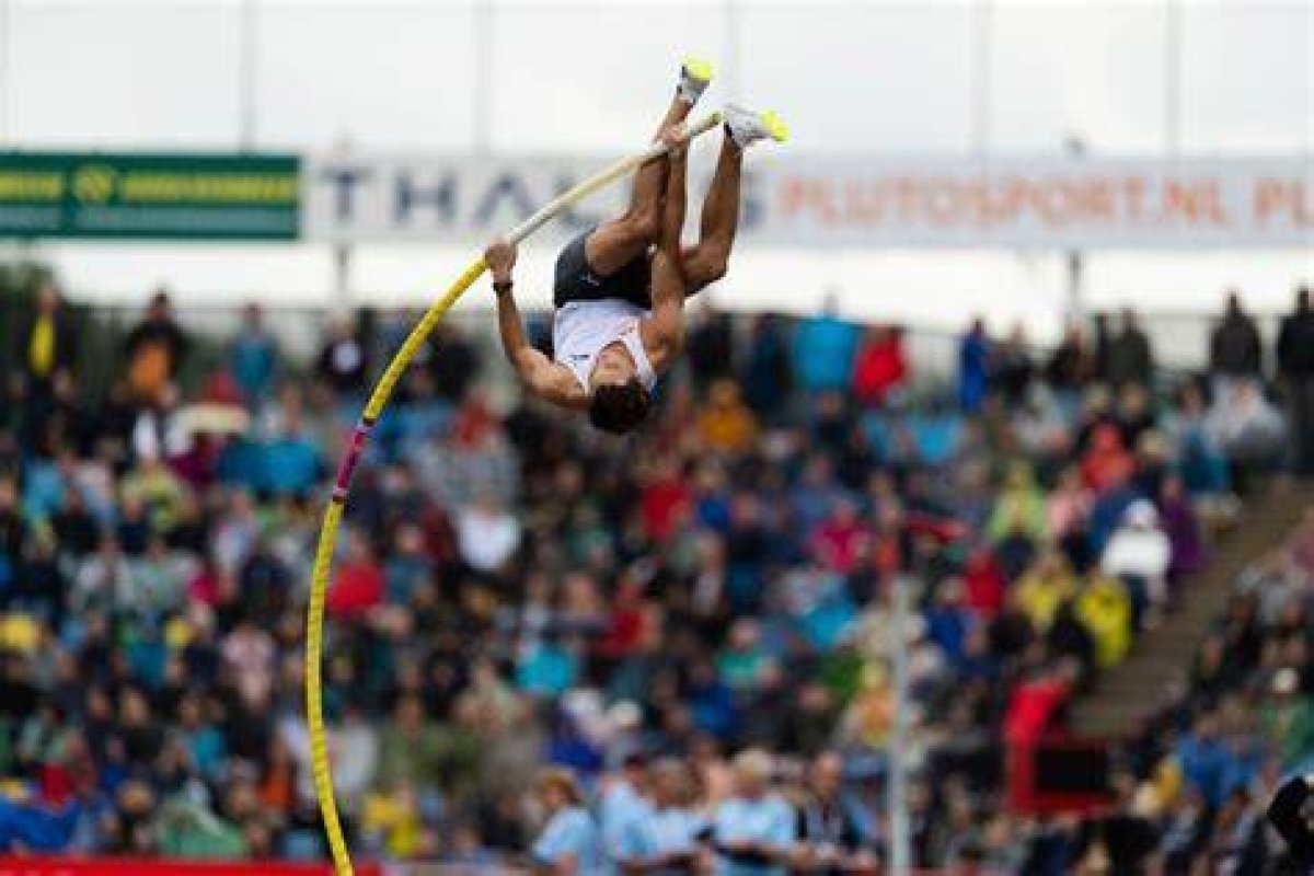 Mondo Duplantis Height: a Deep Dive into the Record-Breaking Pole Vaulter