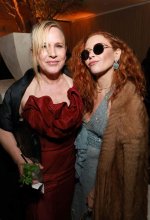 Natasha Lyonne's Golden Globe Dress: a Fashion Statement to Remember