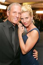 Nicollette Sheridan and Michael Bolton: a Love Story That Captured Hearts