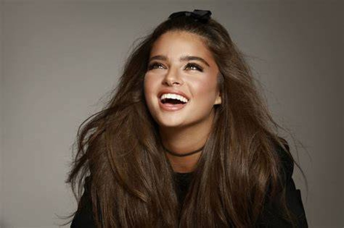 Noa Kirel's Age: How Old Is the Israeli Pop Singer?