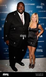 Quinton Aaron Biography, Height, Weight, Wife, Parents, Net Worth