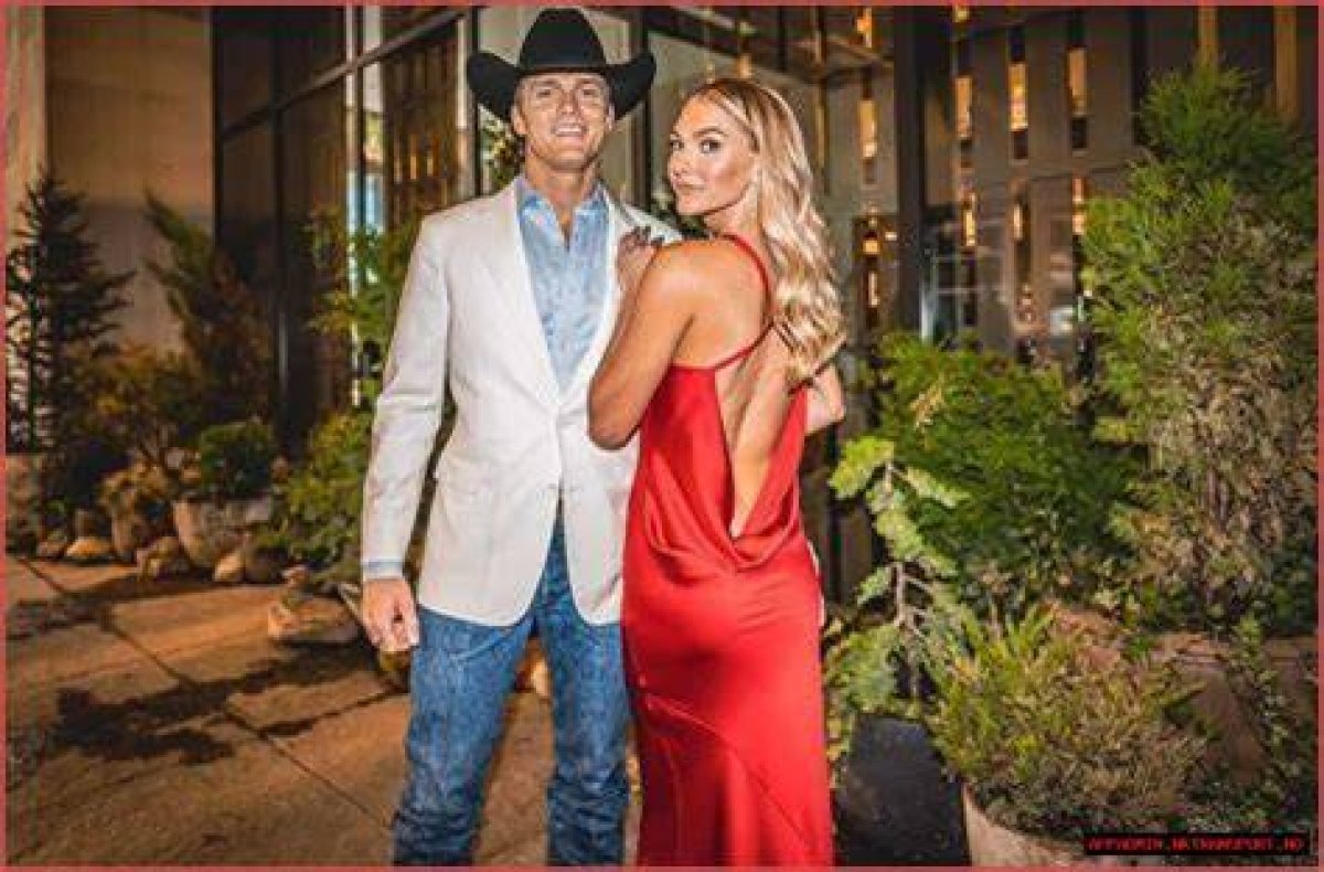 Robert Thorne Biography, Age, Height, Wife, Net Worth, Family
