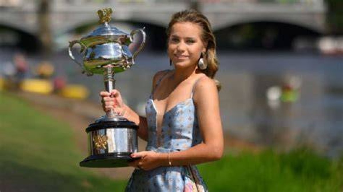 Tennis: Is Sofia Kenin Pregnant? Boyfriend or Husband Name Revealed