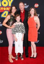 Tim Allen Wife, Daughter, Family, Age, Height, Gay, Is He Dead?
