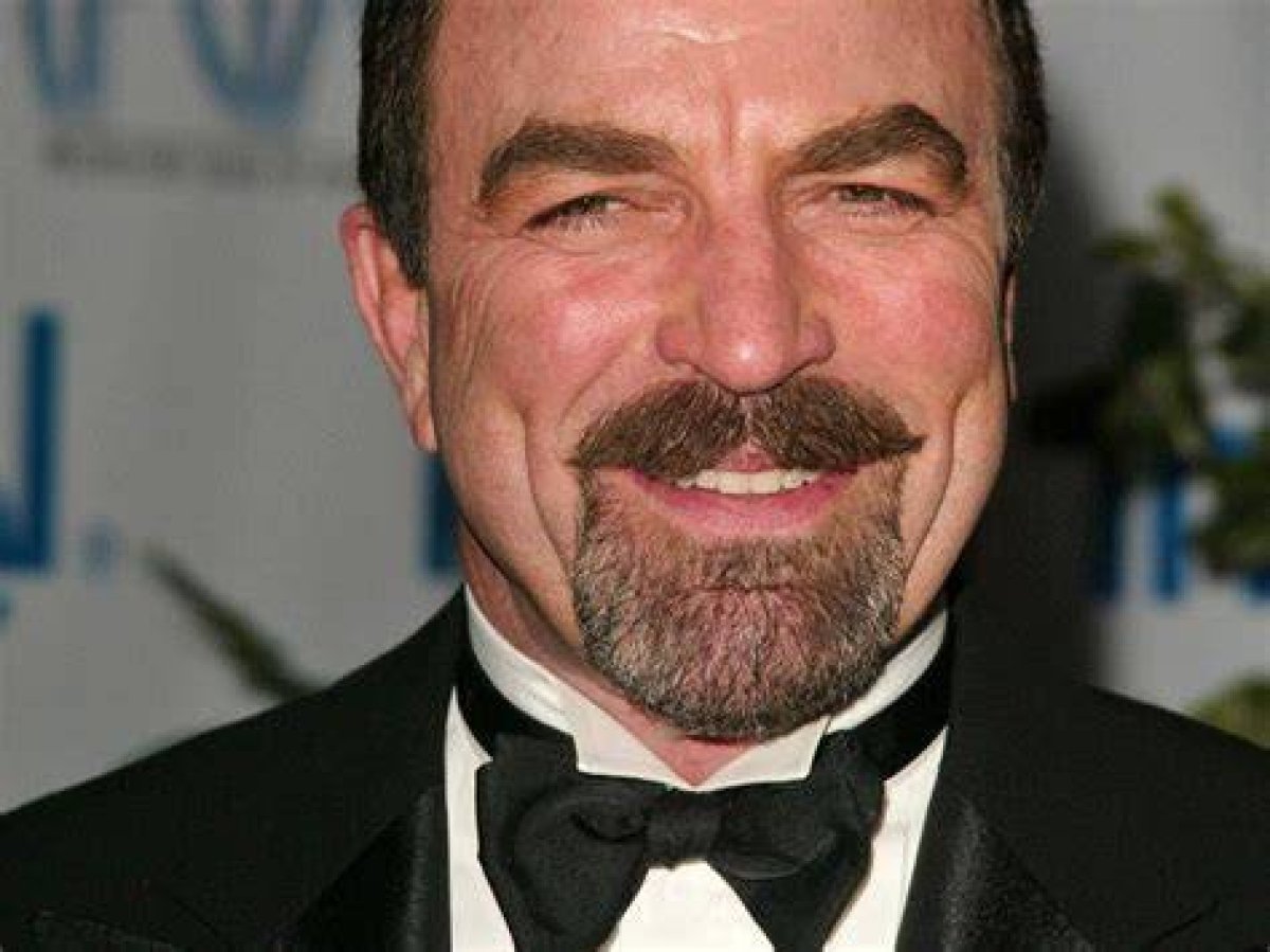 Tom Selleck Net Worth: Career & Lifestyle