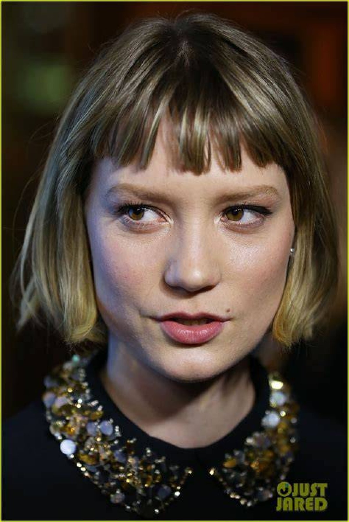 Unlocking Mia Wasikowska's Salary Secrets in Alice in Wonderland