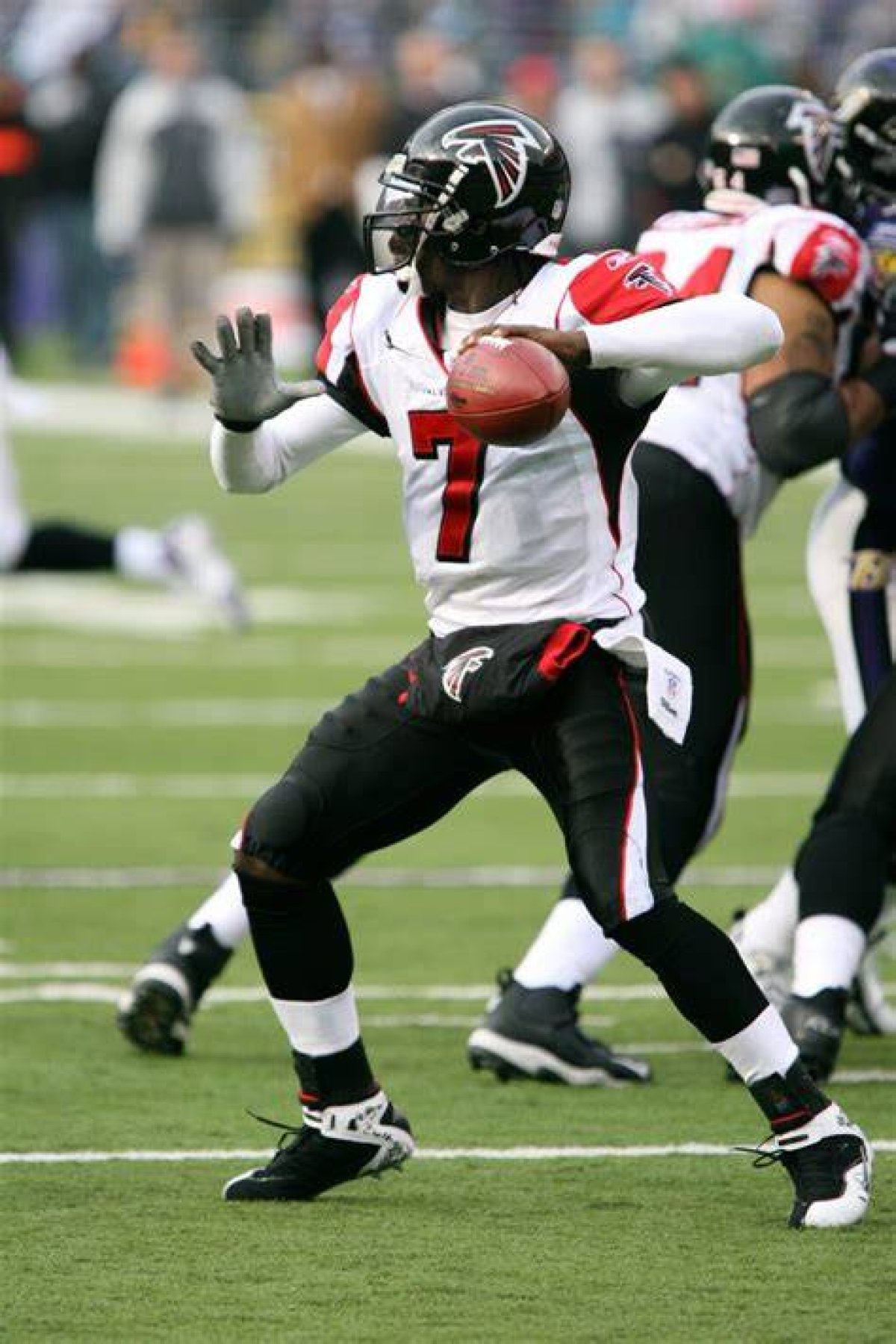Unveiling the Complex Legacy of Michael Vick: Triumphs, Challenges, and Redemption