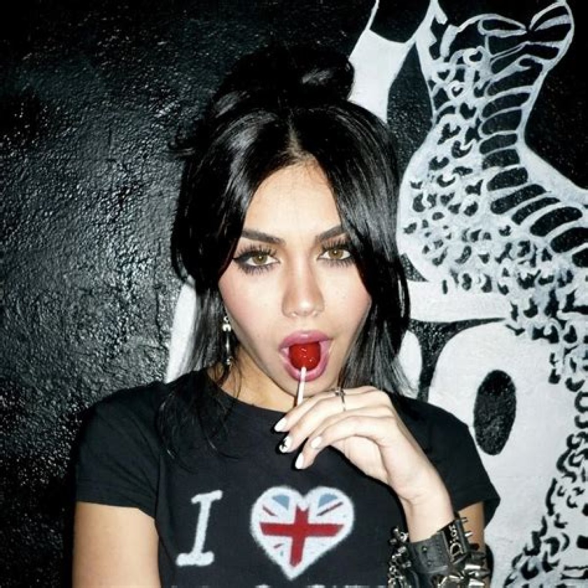 Unveiling the Truth: Does Tarayummy Smoke?